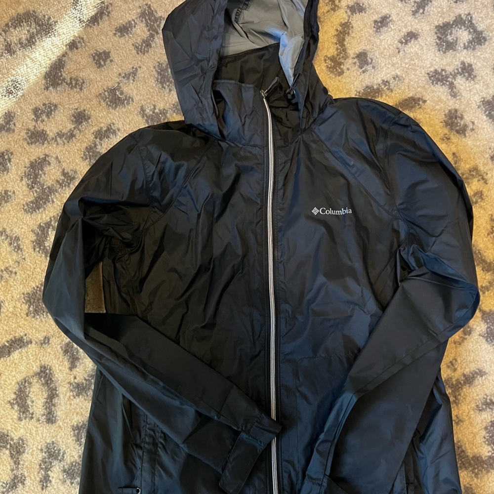 Columbia raincoat